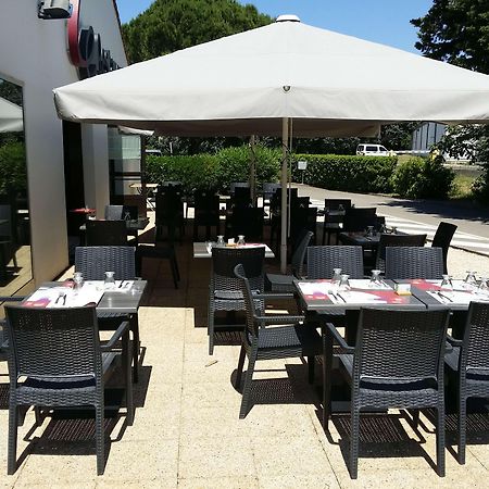 Campanile Orange Centre Sortie 21 Sur A7 A9 Hotel Exterior photo