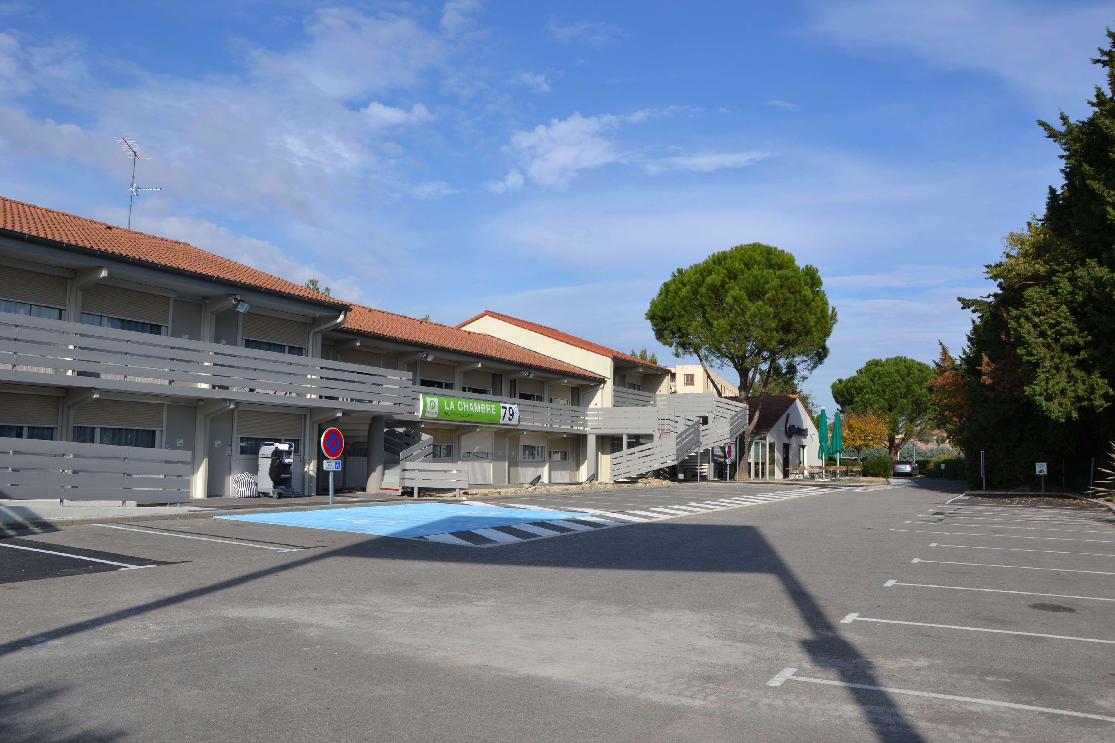 Campanile Orange Centre Sortie 21 Sur A7 A9 Hotel Exterior photo